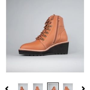 Cecilia New York Geraldine boots size 8.5 color saddle leather. Used once